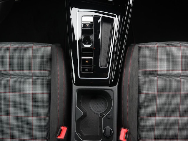 Volkswagen Golf DSG GTI