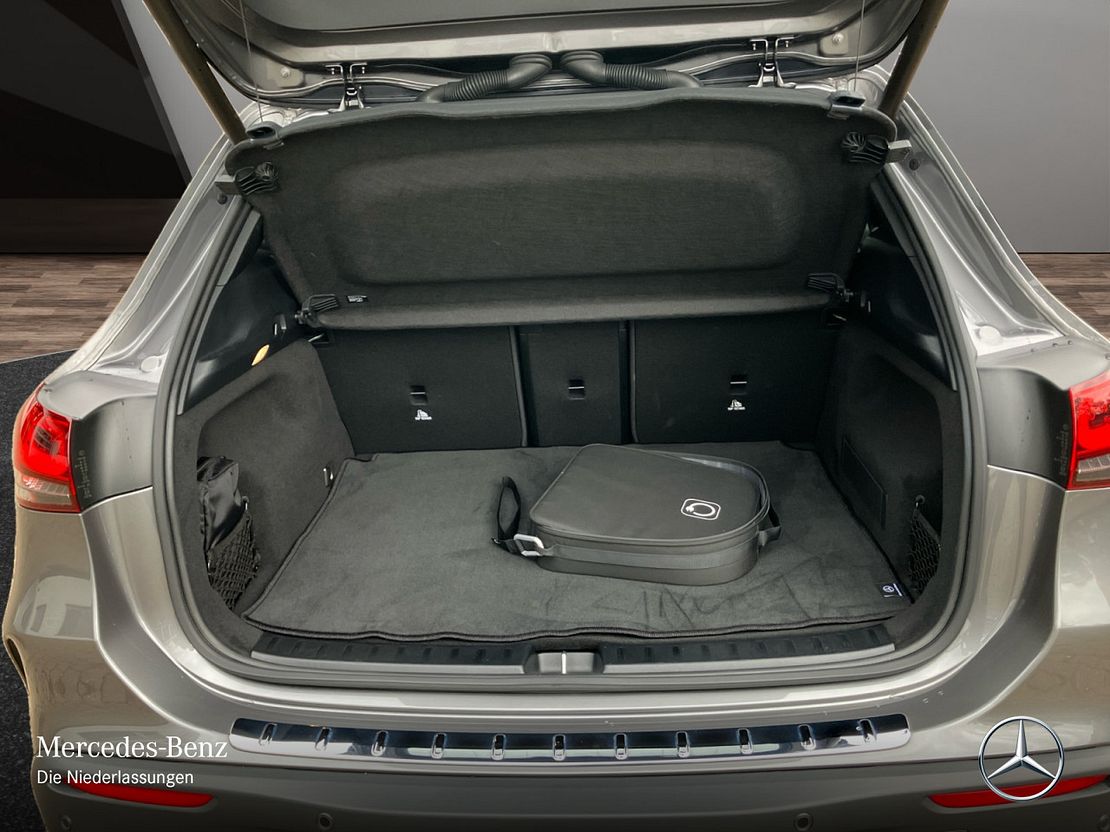 Mercedes-Benz EQA 300 4MATIC