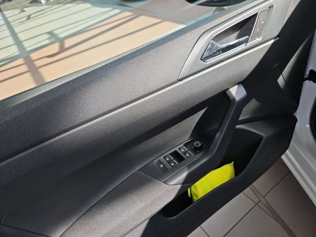 Volkswagen Taigo 1.0 TSI DSG R-Line