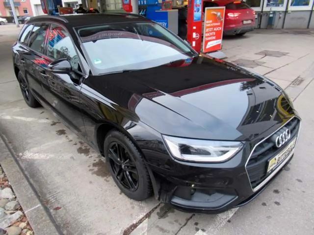 Audi A4 35 TDI Avant S-Tronic