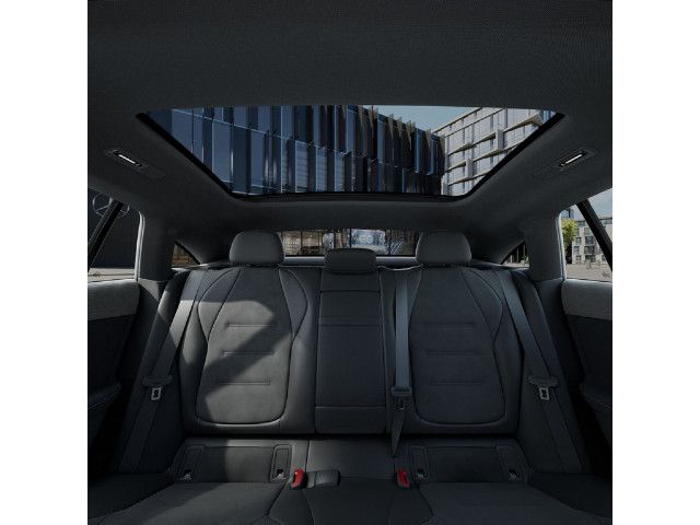 Mercedes-Benz EQE 300 Sedan