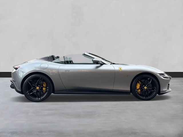 Ferrari Roma Spider