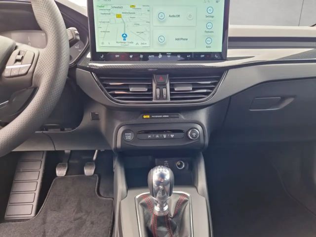 Ford Focus EcoBoost ST Line