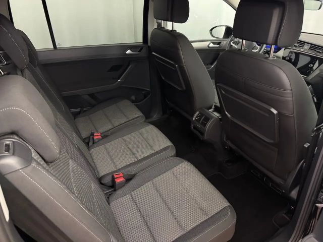 Volkswagen Touran DSG Life