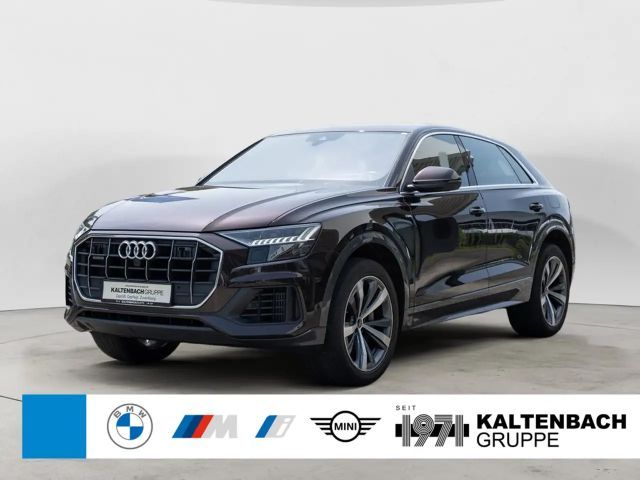 Audi Q8 55 TFSI Hybride Quattro S-Line
