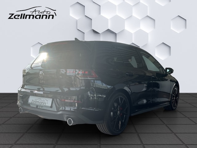 Volkswagen Golf 2.0 TSI DSG Golf VIII