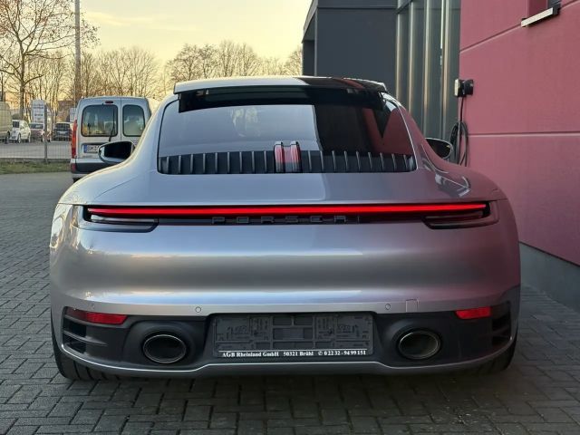 Porsche 992 Carrera Coupé
