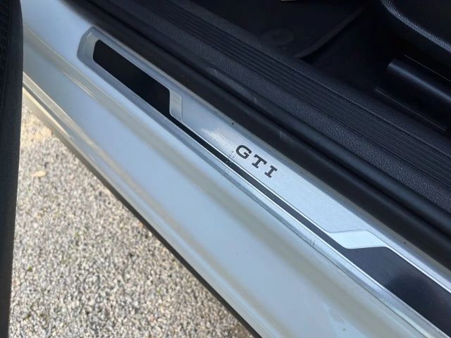 Volkswagen Polo 2.0 TSI DSG GTI