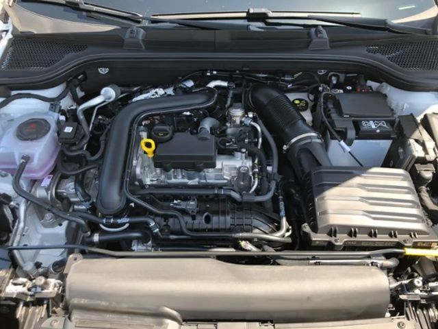 Skoda Kamiq TSI 5-Jahre Garantie LED PDC Kamera