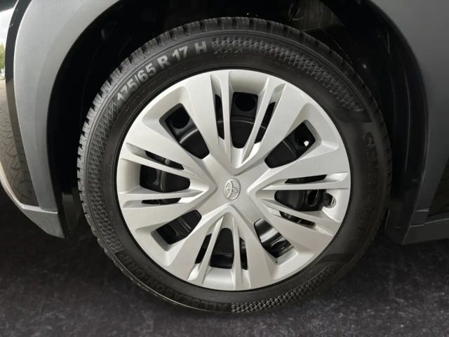 Toyota Aygo X Business Hatchback