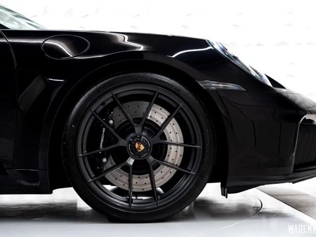 Porsche 992 Carrera Coupé GTS Turbo