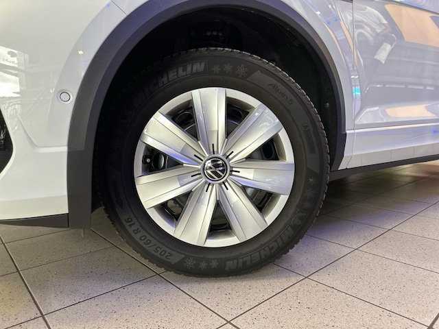 Volkswagen T-Roc T-Roc R-Line 1.5 TSI DSG MATRIX LED+NAVI+KAMERA