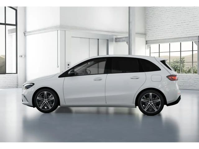 Mercedes-Benz B 180 Sedan