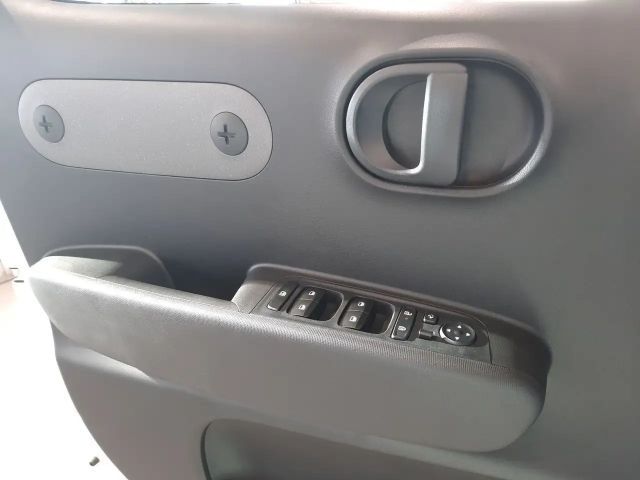 Hyundai INSTER Select