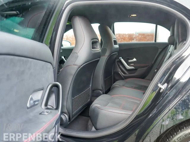 Mercedes-Benz A 200 AMG Line