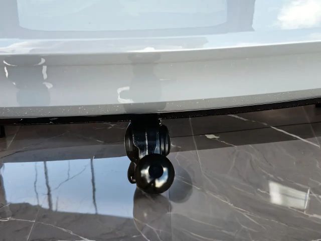 Volkswagen Golf R-Line Variant