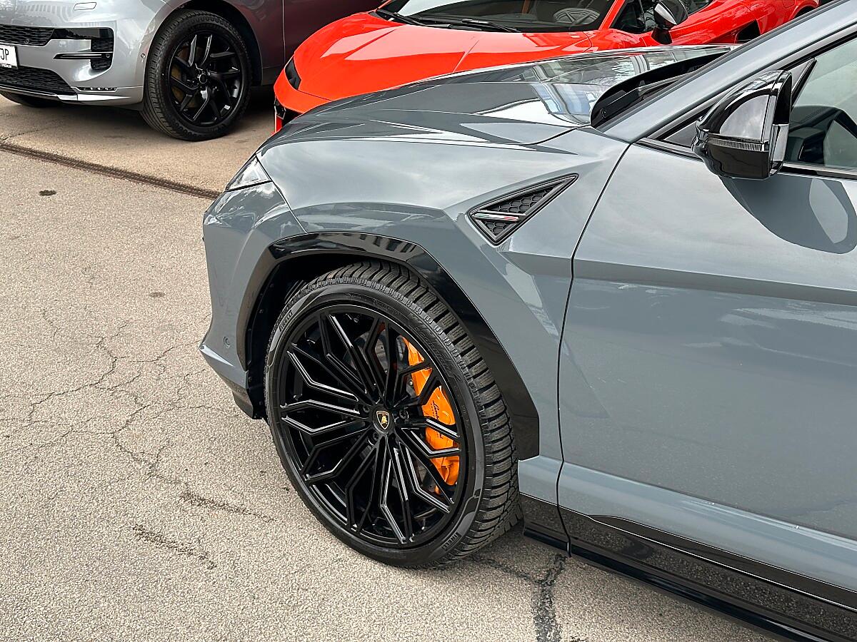 Lamborghini Urus URUS SE