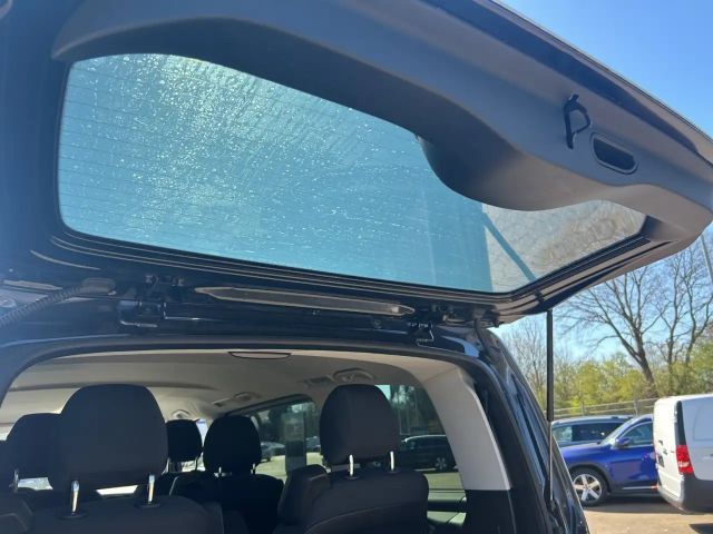 Mercedes-Benz V 220 V 220 d