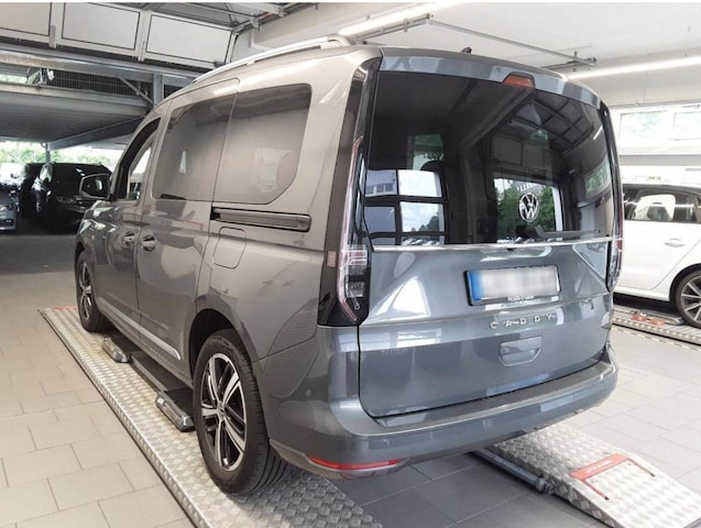 Volkswagen Caddy 1.5 TSI DSG Style