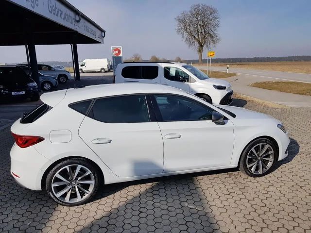 Seat Leon 1.5 eTSI FR-lijn