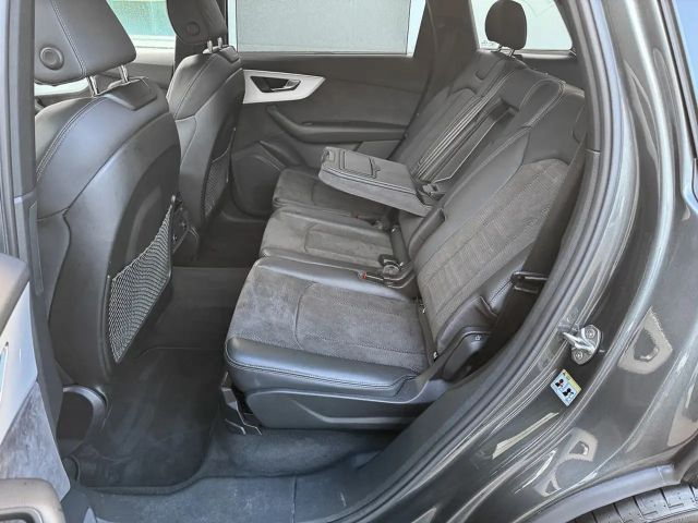 Audi Q7 55 TFSI Quattro S-Line