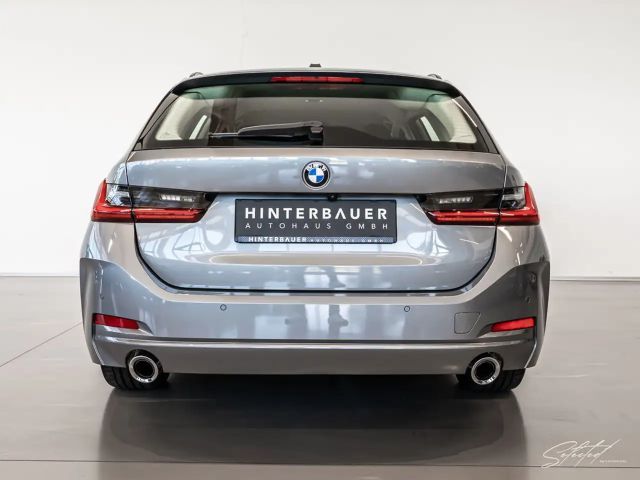 BMW 320 320d Touring xDrive