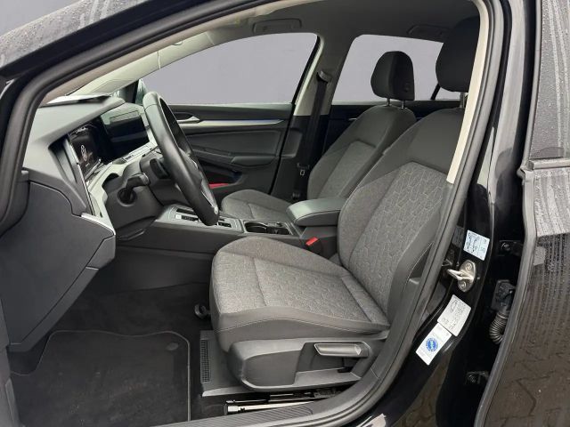 Volkswagen Golf 1.5 eTSI DSG Life Move