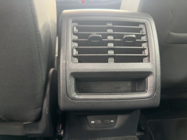 Volkswagen Golf 1.5 eTSI DSG Life Variant