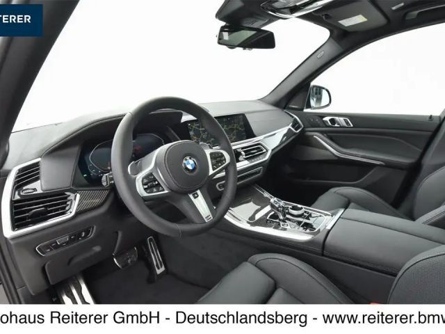 BMW X5 M50i xDrive