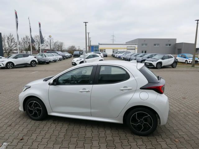 Toyota Yaris Hatchback Team D