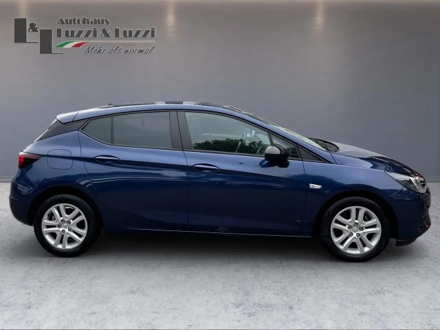 Opel Astra K Lim. 5-trg. (08.2015*SHZ*KAMERA*PDC*