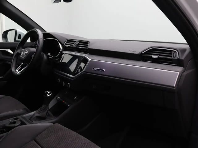 Audi Q3 S-Line S-Tronic