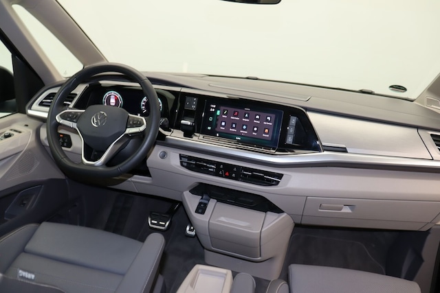 Volkswagen Multivan 2.0 TDI DSG Style T7