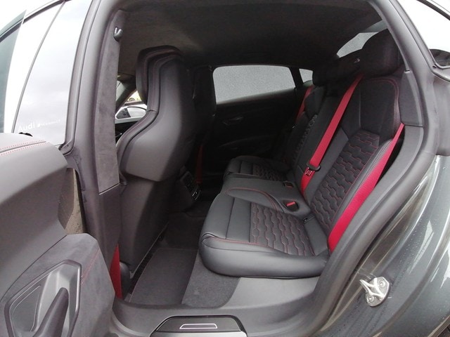 Audi RS e-tron GT Performance Quattro