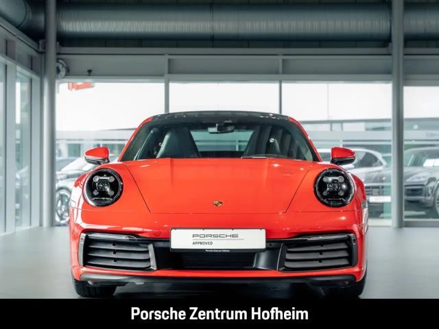 Porsche 992 Carrera Coupé