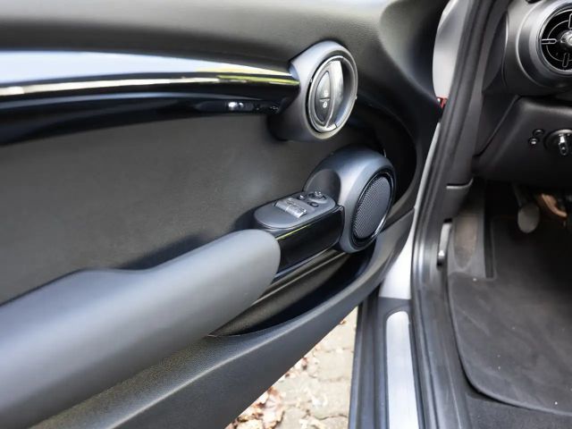 MINI Cooper Resolute Edition Apple Car Play LED