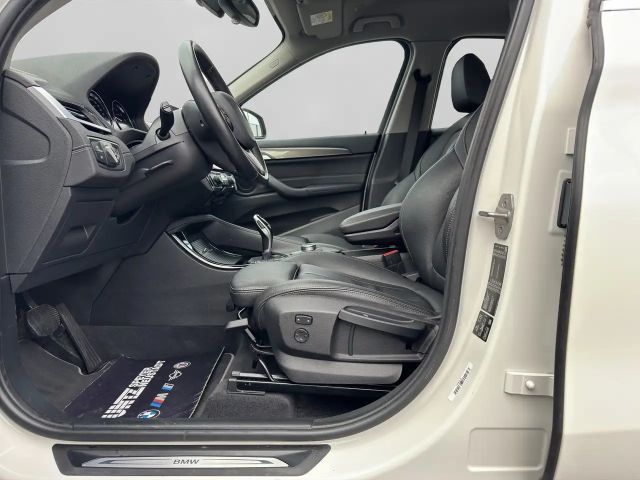 BMW X1 xDrive20i