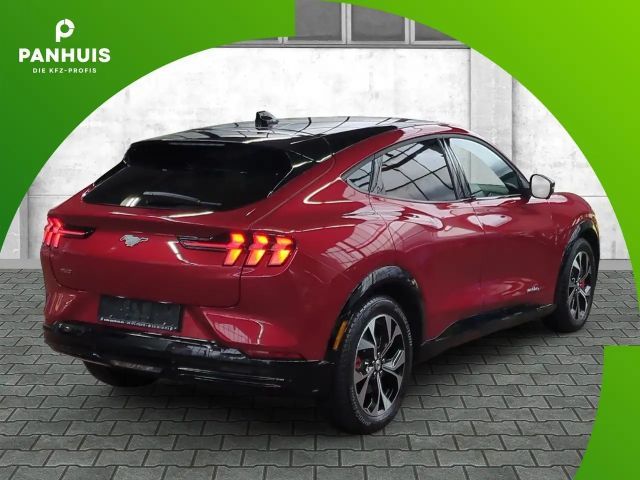 Ford Mustang Mach-E AWD Premium