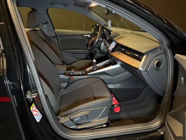 Audi A3 30 TDI Sedan