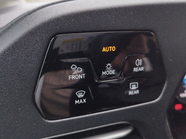 Volkswagen Caddy 2.0 TDI DSG Maxi