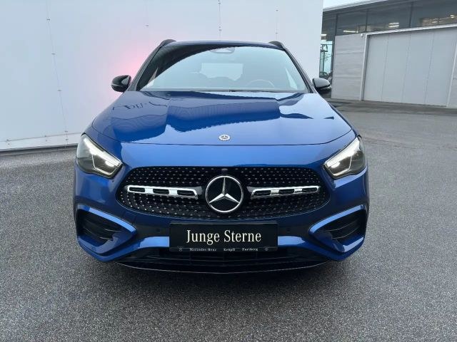 Mercedes-Benz GLA 200 4MATIC AMG Line GLA 200 d