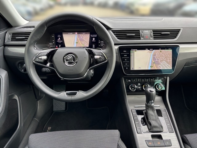 Skoda Superb 2.0 TDI Combi