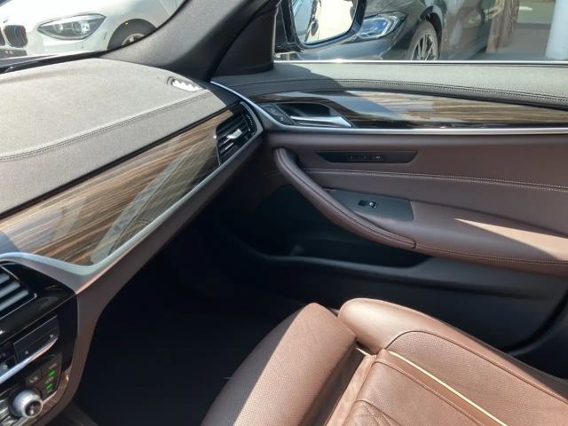 BMW 530 530d Sedan xDrive