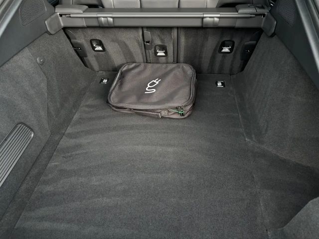 Porsche Panamera 4 E-Hybrid