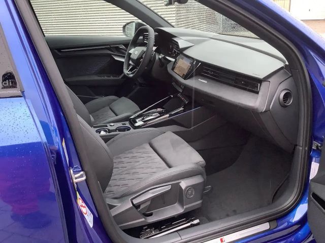 Audi RS3 Quattro S-Tronic Sedan Sportback