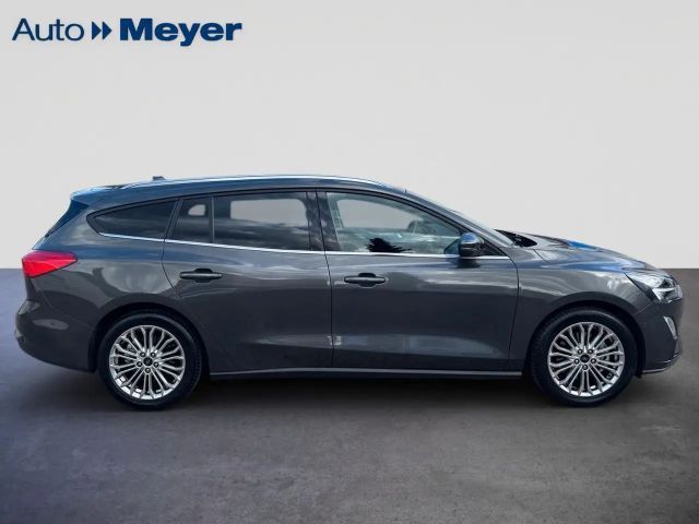 Ford Focus Titanium Wagon