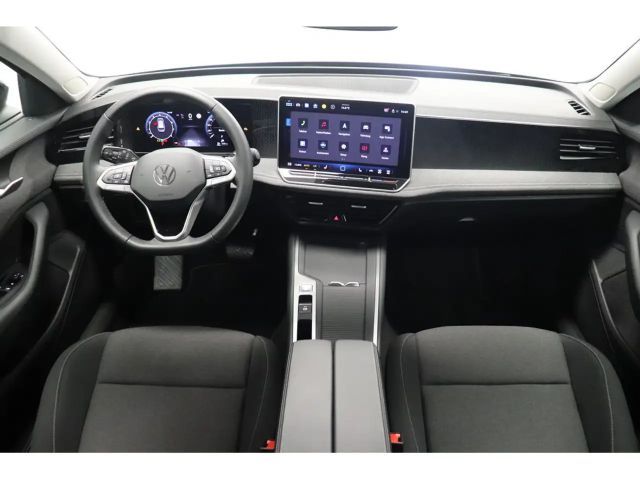 Volkswagen Passat 1.5 eTSI Variant