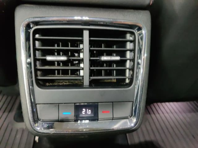 Skoda Enyaq Suite iV 60