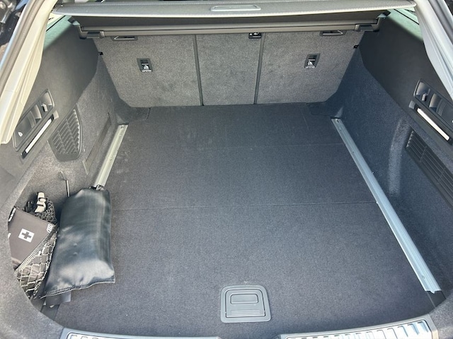 Audi A6 Avant S-Tronic