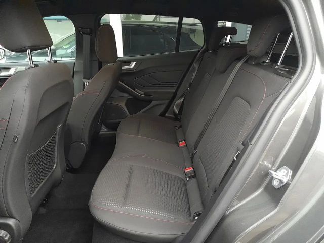 Ford Focus EcoBoost ST Line Wagon